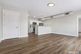 Building Photo - 256 Captain Thomas Blvd