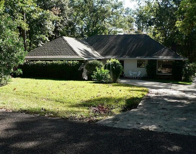 Foto del edificio - 371 Carriage Trail