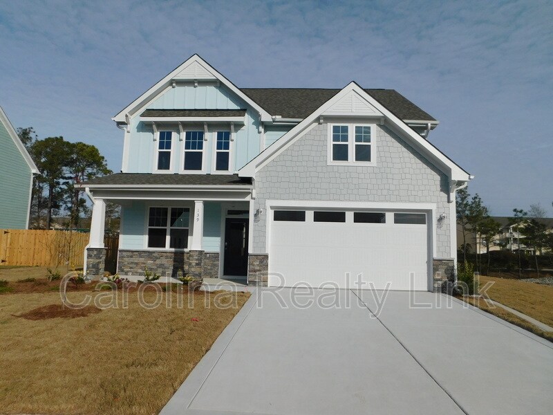 Primary Photo - 148 Bellaport Lane