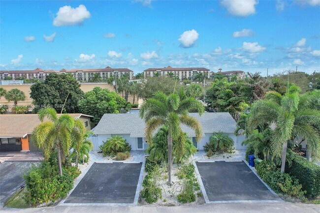 Foto del edificio - 2618 NE 10th Terrace