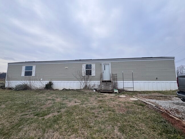 Building Photo - 138 Loyalty Ln