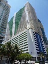 Building Photo - 1200 Brickell Bay Dr
