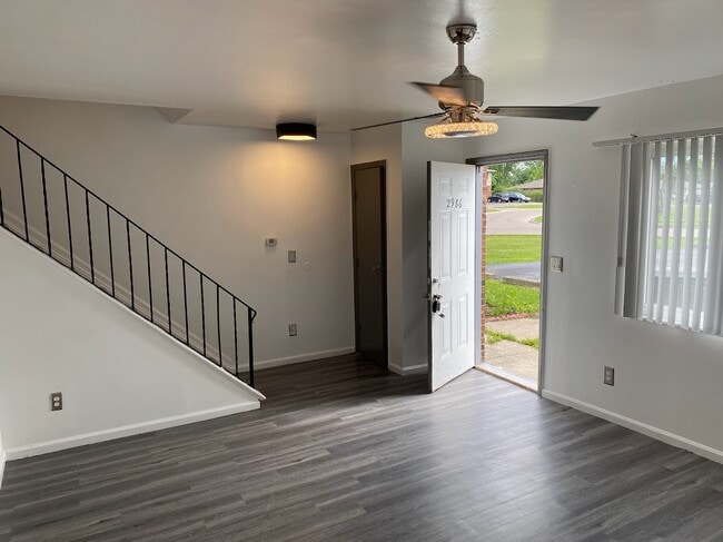 Foto del edificio - 3006 Benchwood Rd