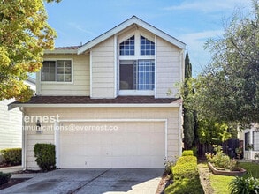 Building Photo - 34282 Kenwood Dr