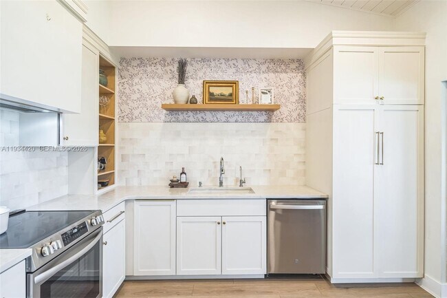 Foto del edificio - 3207 S Lakeview Cir