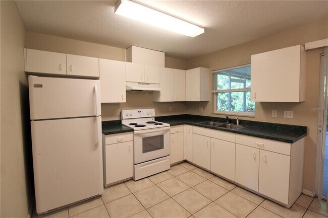Foto del edificio - 2311 18th Ave E