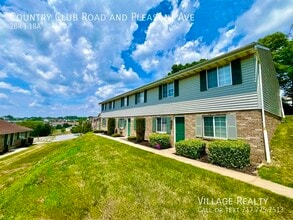 Building Photo - 619 Country Club Rd
