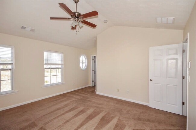 Foto del edificio - 3808 Shenfield Dr
