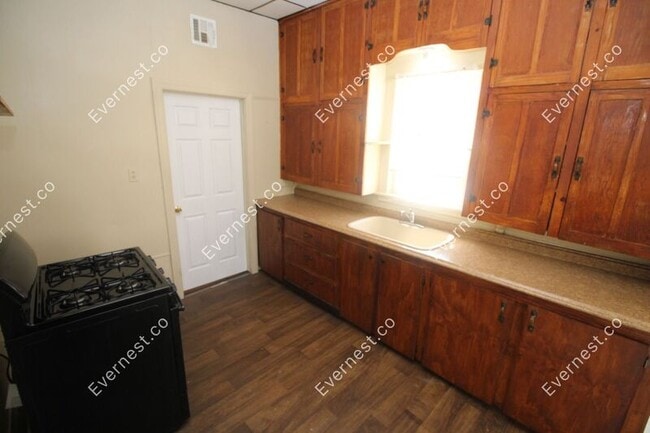 Building Photo - 1111 E McLeod Ave