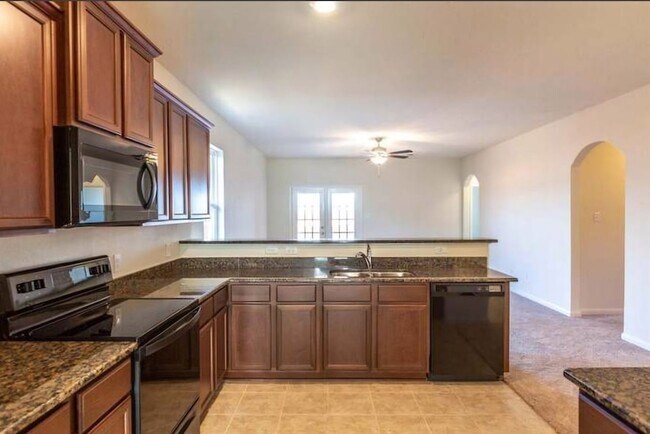 Building Photo - 9510 Opal Gates Dr