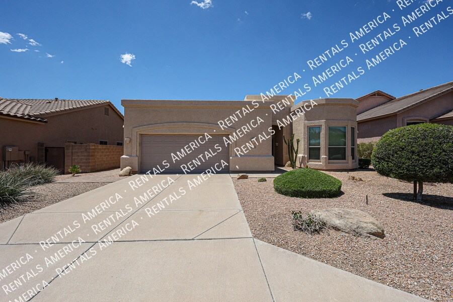 Primary Photo - 2318 N Boulder Mountain