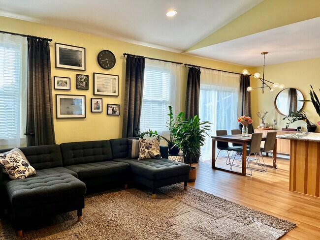 Foto del edificio - 11605 NW 35th Ave