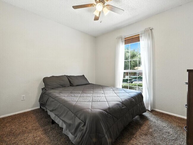 Foto del edificio - 4750 Wilde Dr