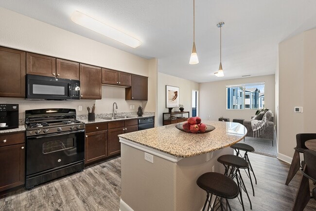 Building Photo - Estate at Woodmen Ridge