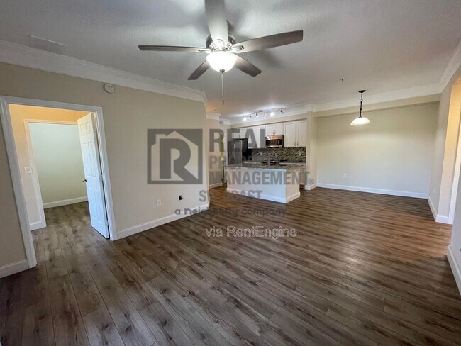 Building Photo - 11550 Villa Grand