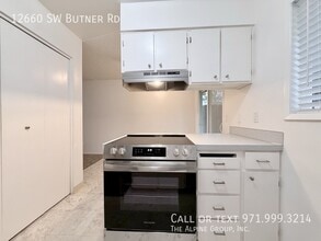 Building Photo - 12660 SW Butner Rd