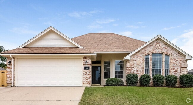 Building Photo - 621 Pleasant Valley Dr