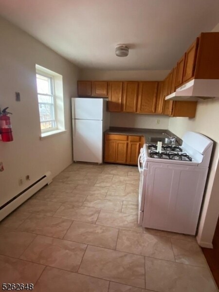 Foto del edificio - 228 E 24th St
