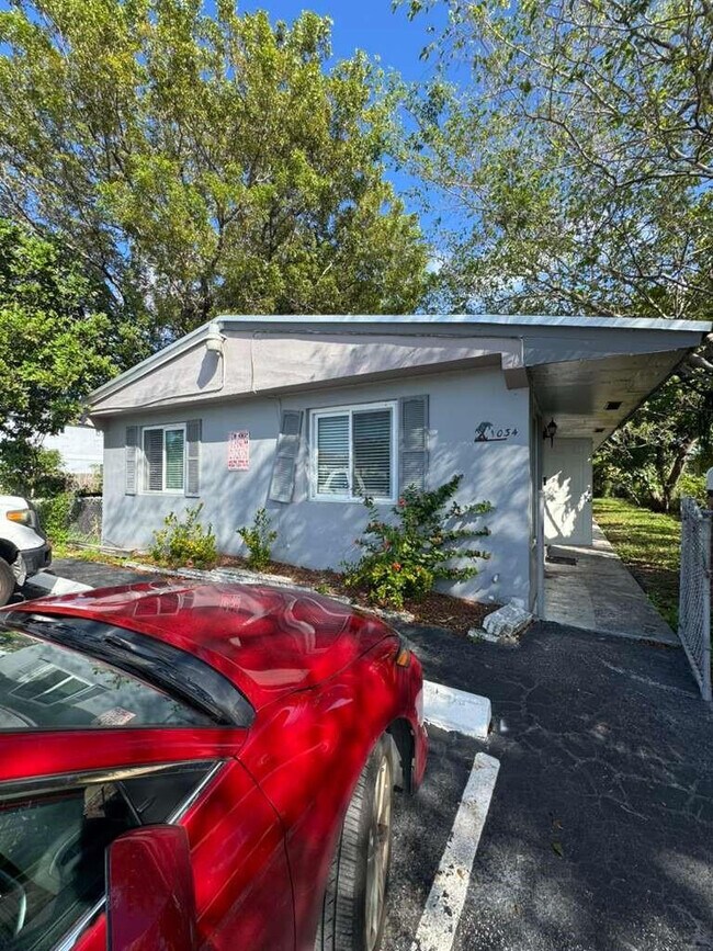 Building Photo - 1034 NW 1st Ave