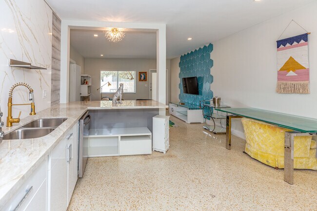Foto del edificio - 1029 79th St