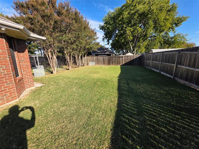 Foto del edificio - 5302 Lynn Ct