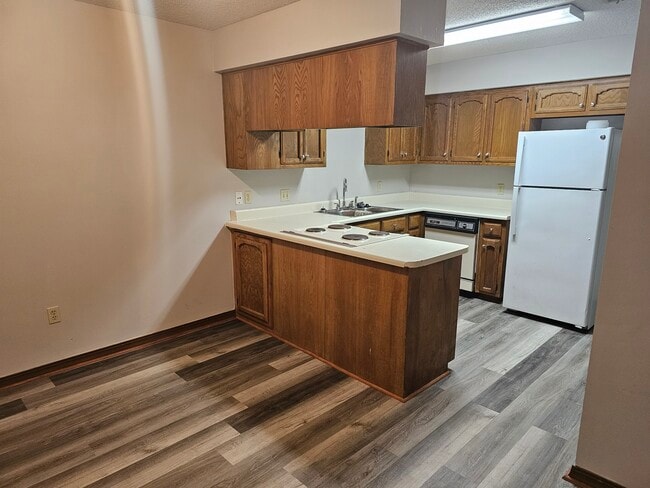 Building Photo - 218 Brandi Ln