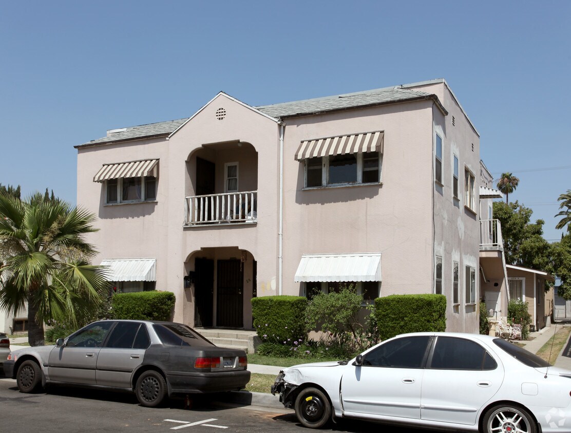 Foto principal - 6812 Stafford Ave
