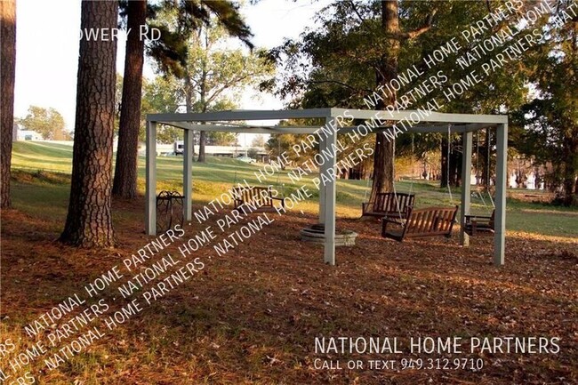 Foto del edificio - Rent to Own Lake Home with $12,000 Down - ...