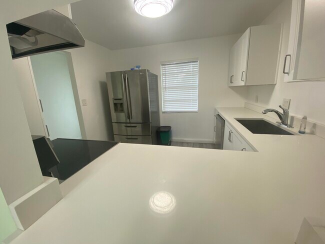 Foto del edificio - 127 Lake Rebecca Dr