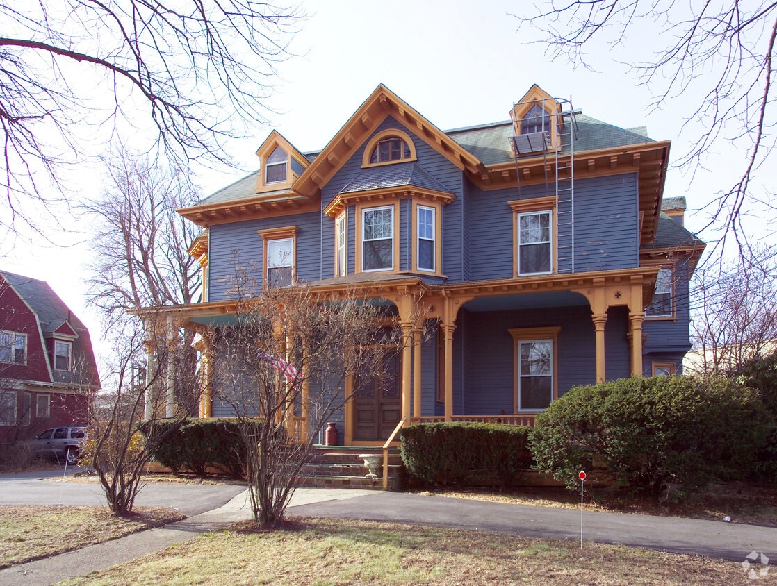 Building Photo - 46 Harrison Ave