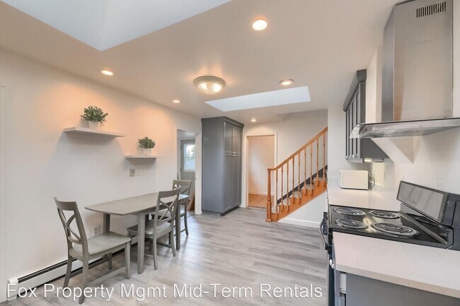 Building Photo - 3 br, 3 bath House - 5163 Independence Rd