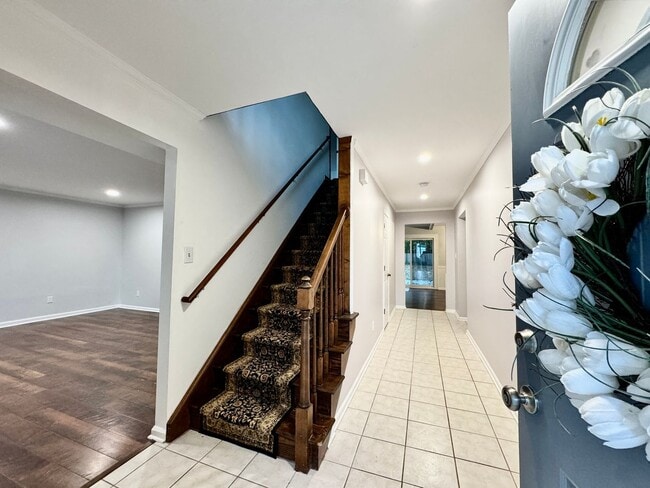 Foto del edificio - Ready NOW! A 4/2.5 in Glenwood! A Pet Frie...