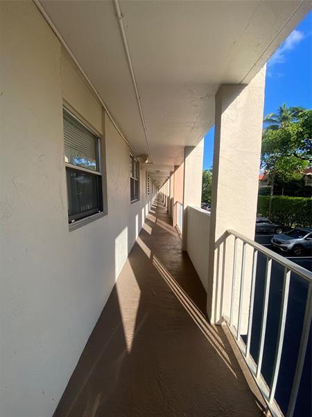 Foto del edificio - 1731 SE 15th St