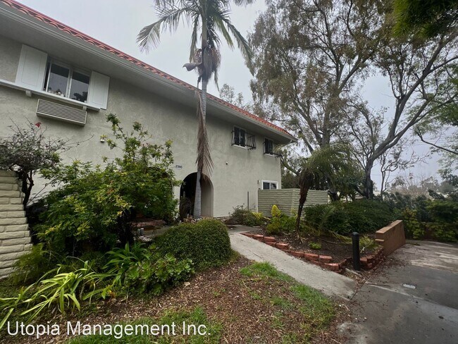 Building Photo - 3 br, 3 bath House - 2380 Via Mariposa W U...