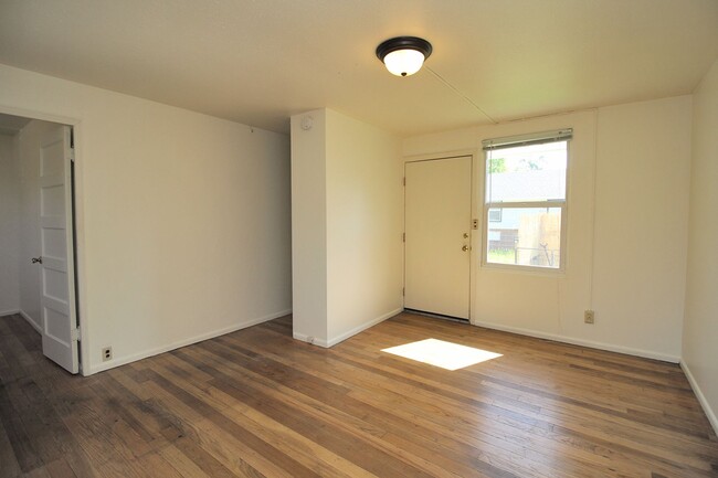 Foto del edificio - 6923-6923 NE Prescott St