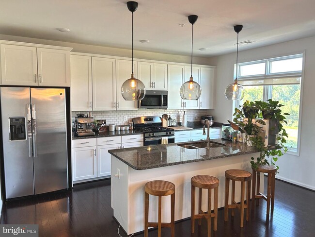 Building Photo - 1310 Ribbon Limestone Terrace SE