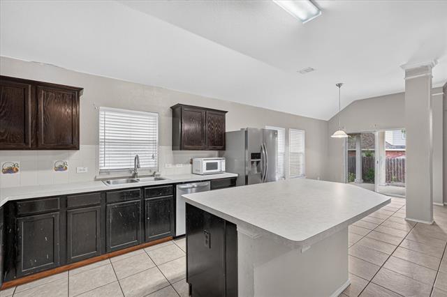 Building Photo - 419 Red Sage Ln