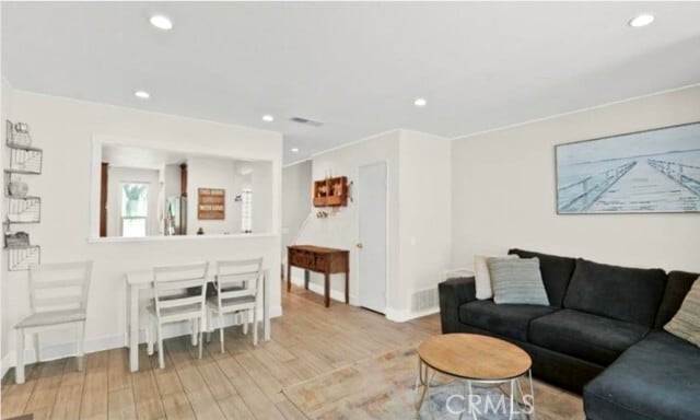 Primary Photo - 101 Abbeywood Ln