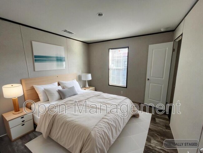 Foto del edificio - 17481 Orange Grove Rd