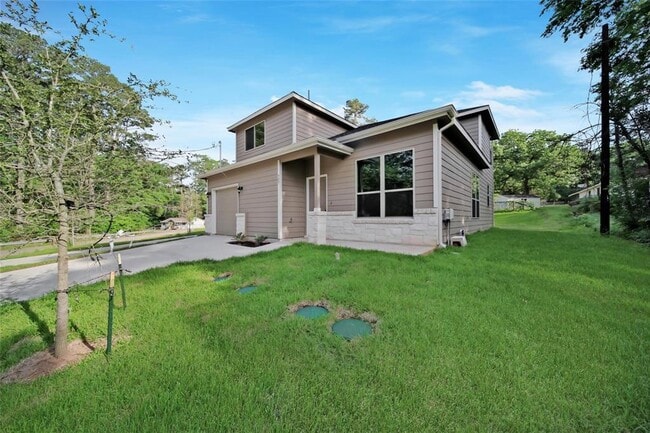 Building Photo - 507 Navajo Dr