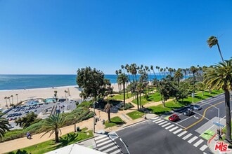 Building Photo - 801 Ocean Ave
