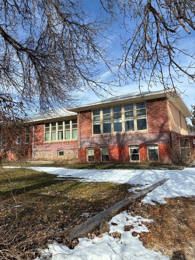 Foto del edificio - 424 W Market St