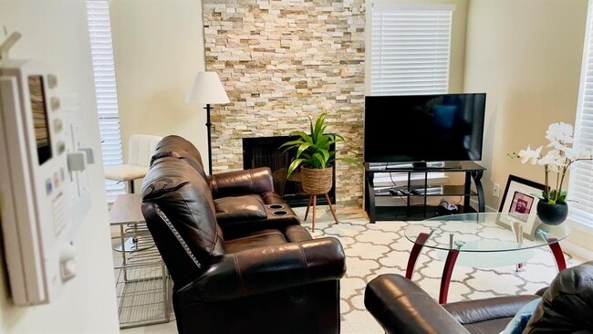 Foto del edificio - 2902 Cole St