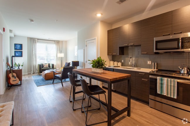 1BR, 1BA - Union House