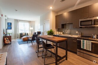 1BR, 1BA - Union House