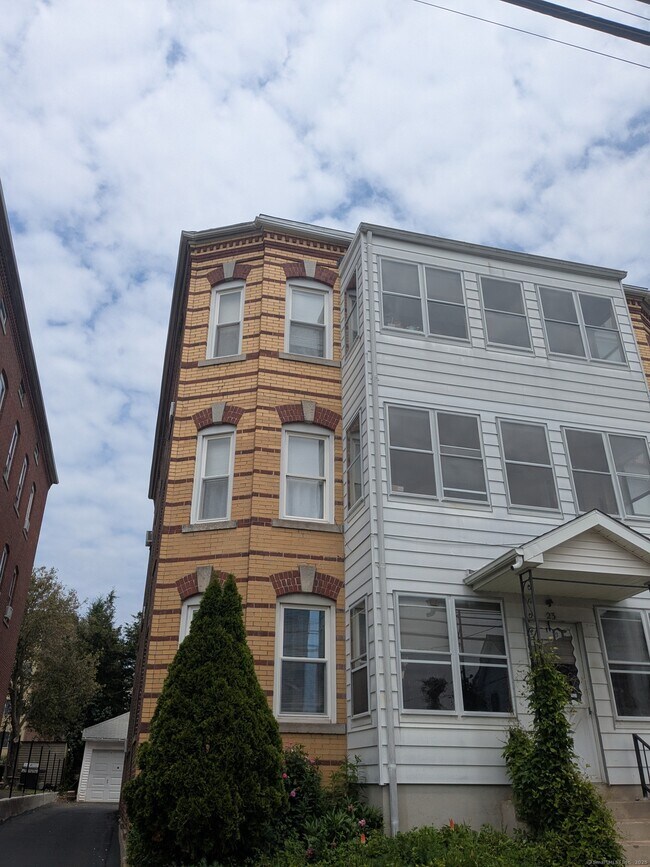 Foto del edificio - 23 Lyman St