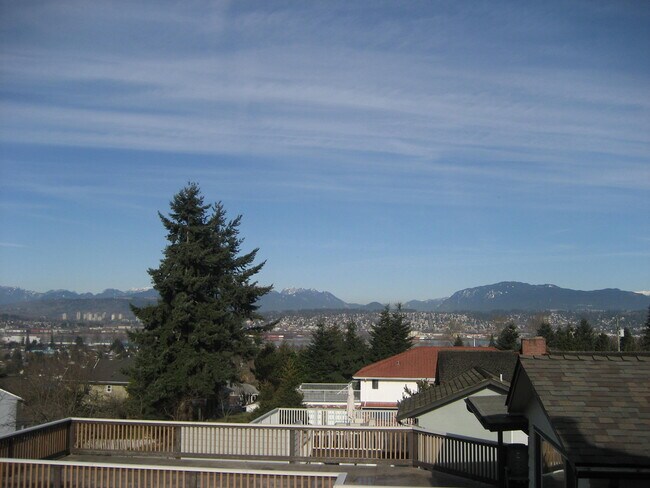 Photo du bâtiment - 10975 129A St