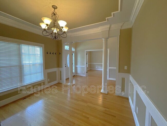 Foto del edificio - 107 Brighton Dr