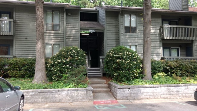 Foto del edificio - 1412 Tuxworth Cir