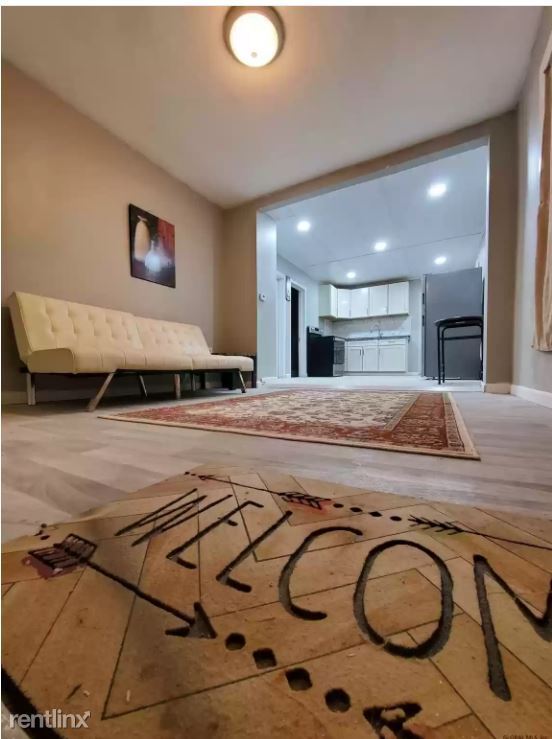 Foto del edificio - 3 br, 1 bath House - 1025 Davis Ter